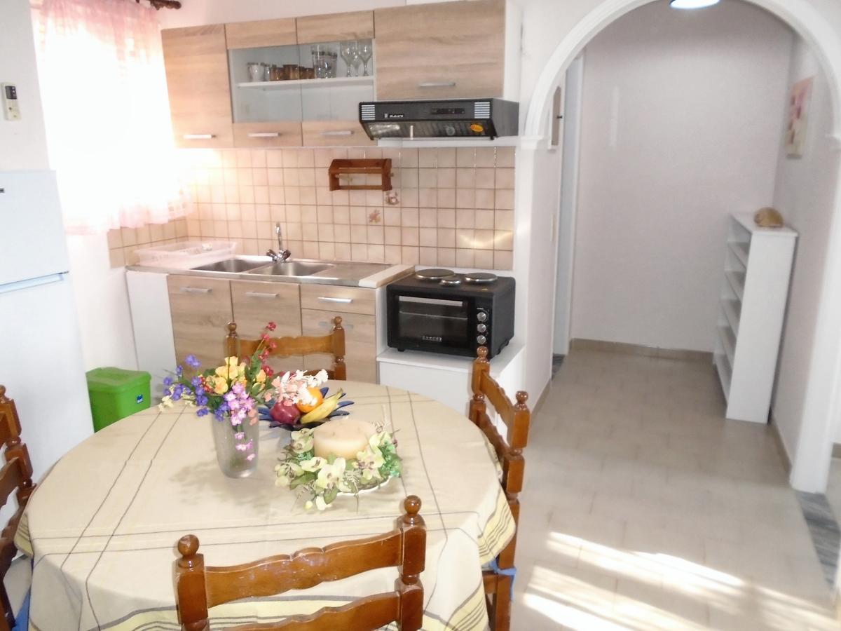 Sirios Apartments Апраос Екстер'єр фото