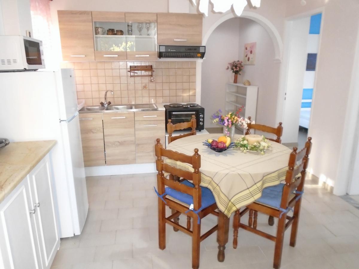 Sirios Apartments Апраос Екстер'єр фото